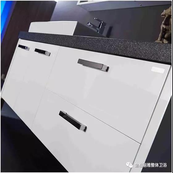 赋予生活丨一抹净白，一抹纯真