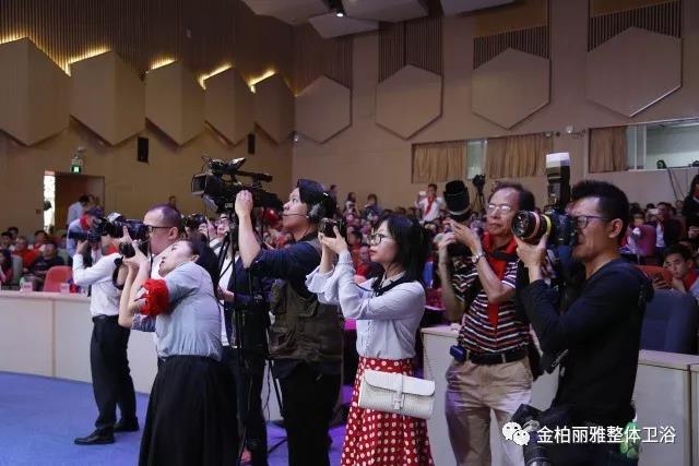 【实至名归】金柏丽雅卫浴荣获新锐榜“年度优秀产品” 奖